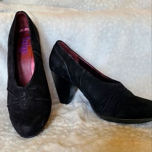 Indigo by Clark's Black Suede Pump